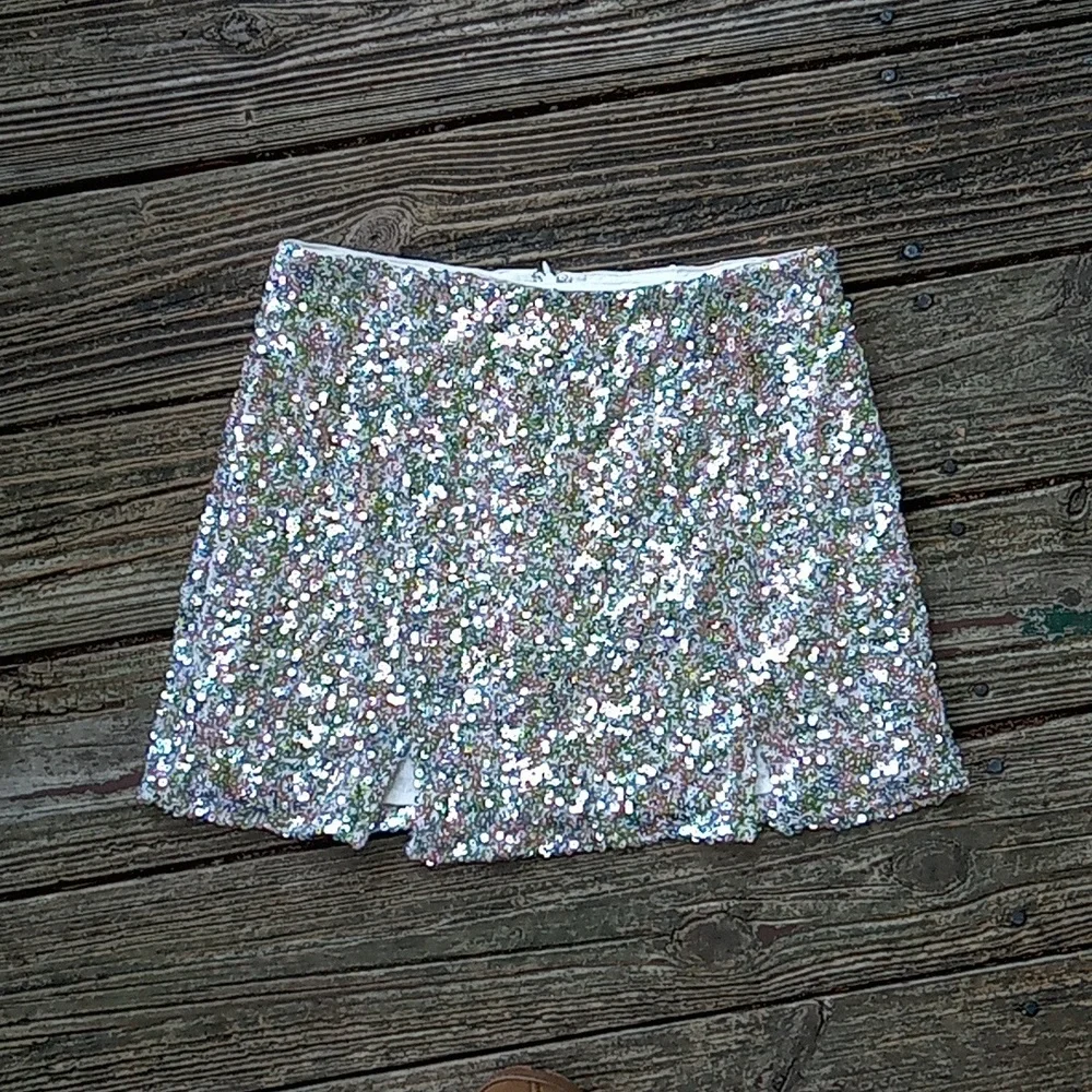Lulu sequin mini skirt light pink, light green, light purple, gold sequins
